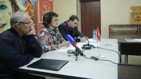 Депутат Алимова оставила без ответа претензию об игнорировании ряда СМИ