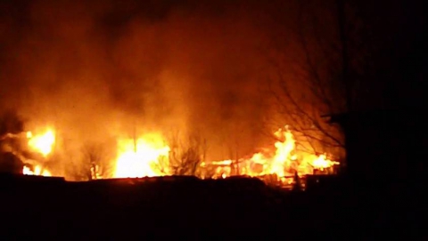 Пожарные эвакуировали пятерых саратовцев
