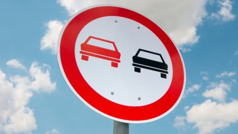 Авария под Вольском: водитель легковушки нарушил правила обгона