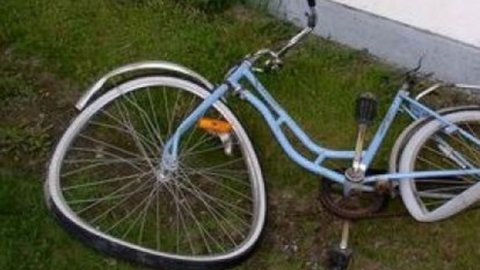 УАЗ сбил 12-летнюю велосипедистку