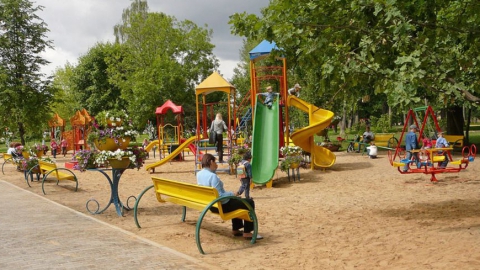 Строительство детских площадок - интересный вид бизнеса