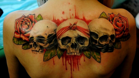 Саратовцы делают татуировки из праха умерших близких