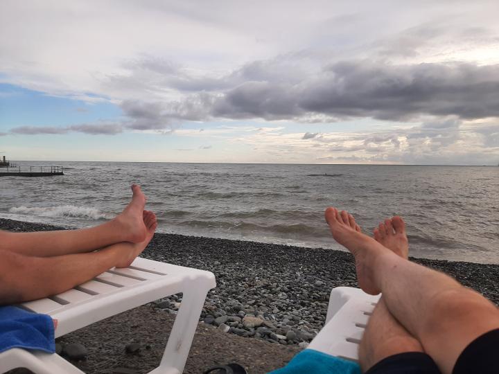 С МОРЯ ПО НИТКЕ