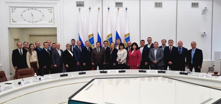 Земля отвечает  добром тем, кто её любит