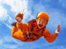 Федеральное руководство разрешило саратовским парашютистам прыгать с 1 по 8 мая