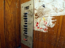 В Саратове жильцы засудили УК за шум от лифта
