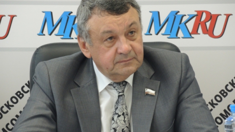 Сергей Лисовский заявил об уменьшении цен на бензин в Саратове