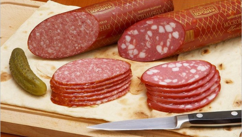 Статистики: цены на колбасу в Саратове остаются "новогодними"