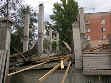 В Ленинском районе Саратова рухнул дом