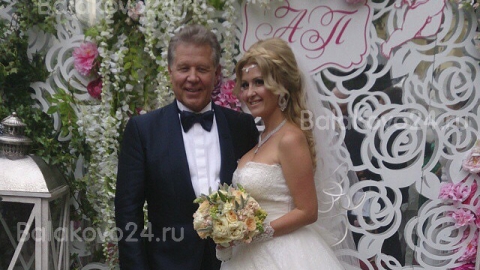Экс-губернатор Павел Ипатов женился на молодой бизнесвумен