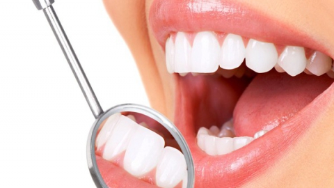 Саратовцев приглашают на профилактику зубов с 50% скидкой