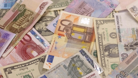 Аналитики: положение рубля зависит от ВВП Соединенных Штатов