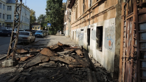 В историческом центре Саратова сгорела двухэтажка