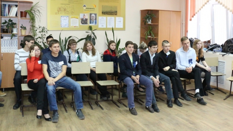 В Саратове прошел профориентационный тренинг для учащихся "Роснефть-класса"