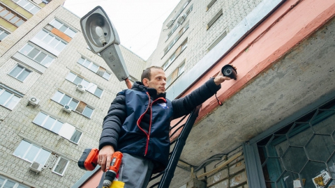 "Ростелеком" запустил в саратове новую услугу – видеонаблюдение за придомовой территорией