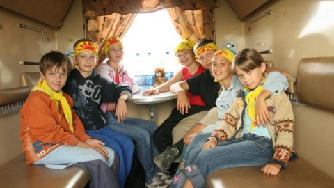 На весенних каникулах поезда ПривЖД перевезли более двух тысяч детей