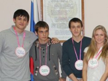 Новым студентам СГЮА вручили медали "настоящий общажник"