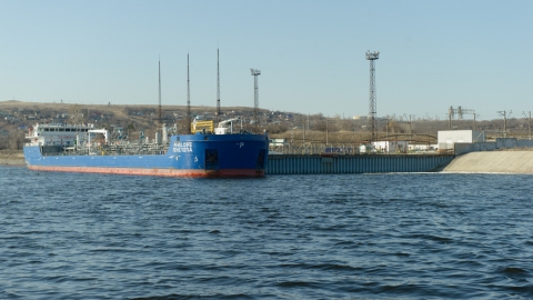 Саратовский НПЗ начал выпуск судовых топлив