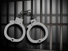 Полицейские задержали сутенера с проститутками