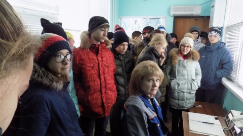 Ученики православной гимназии познакомились с технологиями безопасного обращения с мусором