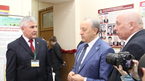 В СГАУ прошло совещание губернатора Валерия Радаева по вопросу развития агропромышленного комплекса
