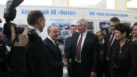 Валерий Радаев призвал внедрять разработки СГТУ в производство