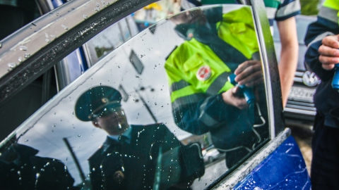 Саратовские полицейские выявили почти 1,3 тыс нарушений правил тонировки авто