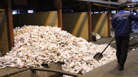 В мае на концессионных объектах Саратовской области извлечено из мусора 500 000 пластиковых бутылок