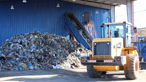 Более 1,2 тысяч тонн отходов поступило на объекты коммунальной инфраструктуры региона
