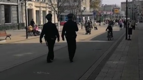 Полицейский патруль прогулялся по велодорожке