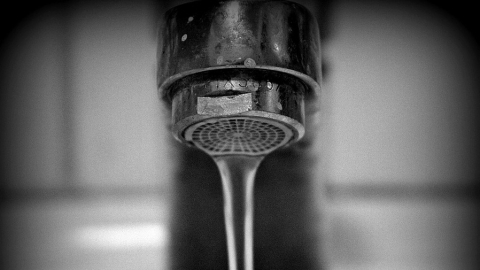 В сотнях домов Саратова отключат горячую воду
