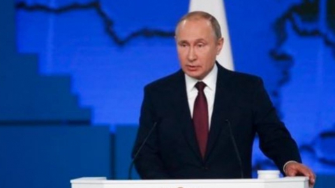 Владимир Путин поручил создать платформы обратной связи во всех регионах