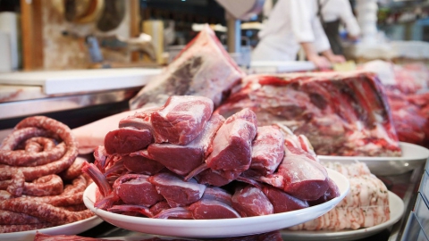 В Саратовской области выросли цены на мясо, рыбу и подсолнечное масло