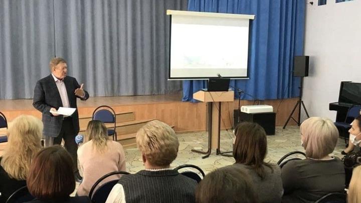 Николай Панков: Агроклассы помогут балаковским школьникам подготовиться к поступлению в вуз