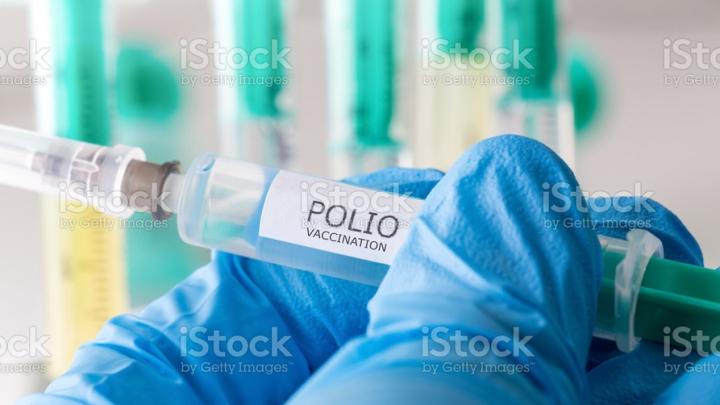 В Саратове начинается вакцинация против полиомиелита