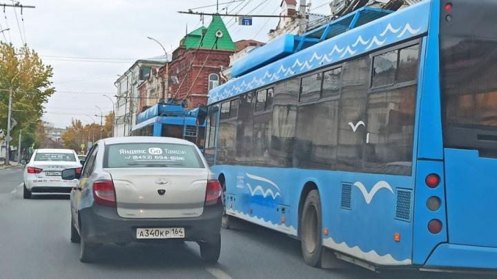 В Саратове на два дня закроют движение троллейбуса № 2