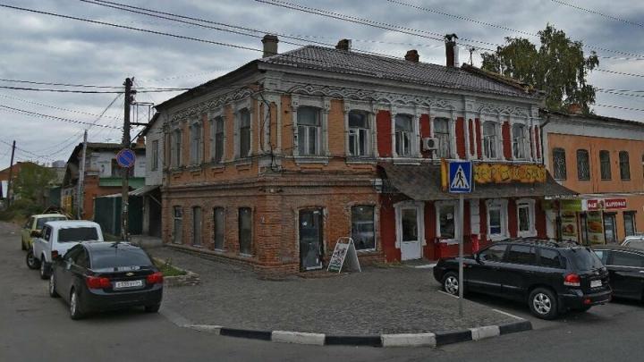 Дом на углу Посадского и Радищева снова стал памятником