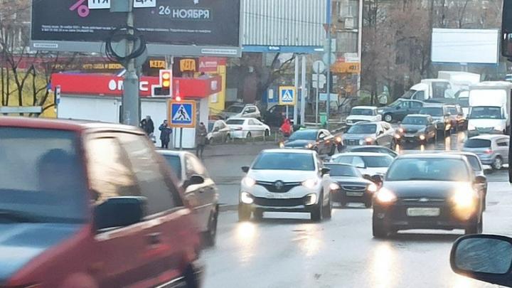 Только 10,7% саратовцев могут содержать новое авто за 700 тысяч рублей