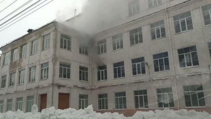 Пожар в школе Олега Табакова локализован