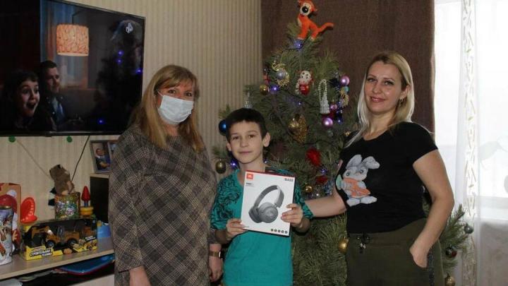 Мечты детей исполняются в новогодние праздники благодаря депутатам областной Думы от «Единой России»