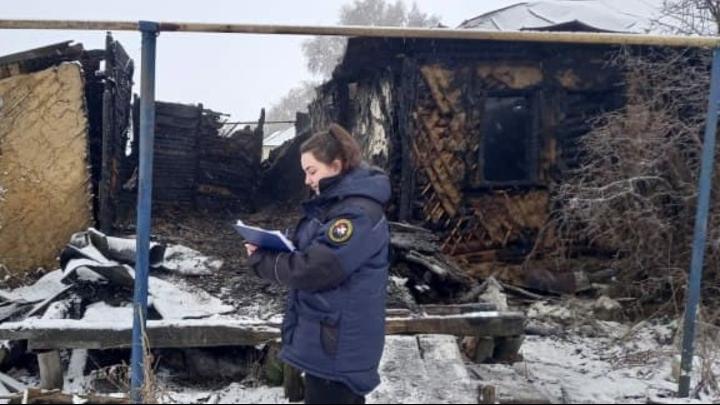 На пожаре в Аткарском районе погиб курильщик