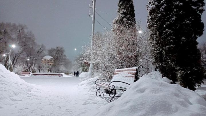 Снегопад в Саратове продлится еще два дня