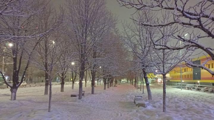 В Саратове снова обещают снегопад и метель