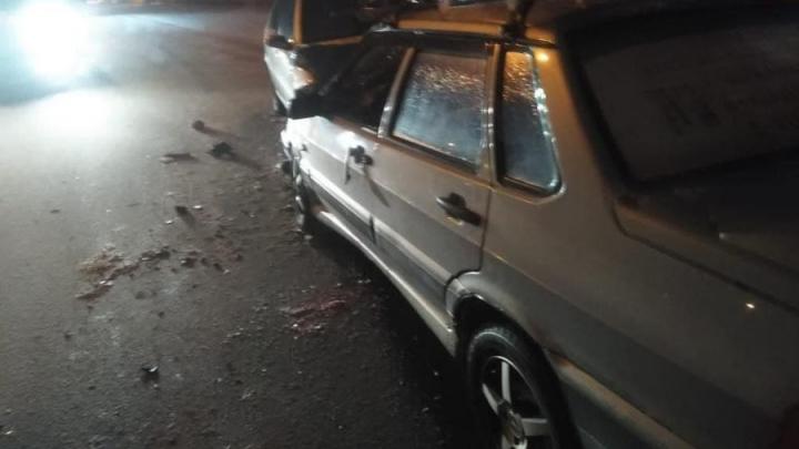 Молодые водитель и пассажирка пострадали в ДТП под Балаковом