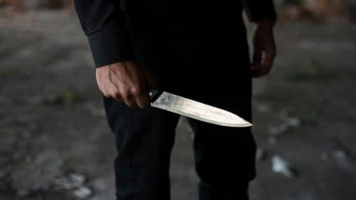Житель Саратова убил приятеля 585 ударами ножа