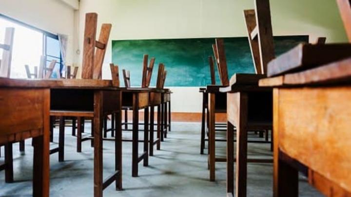 Еще две школы в Саратове закрываются на карантин