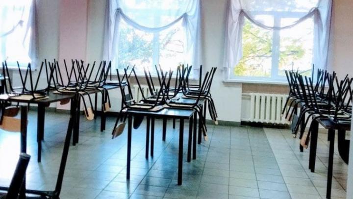 В Саратовской области на второй год остались 632 школьника