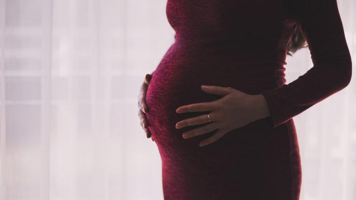 В Саратовской области почти вдвое увеличилось число беременных с ковидом