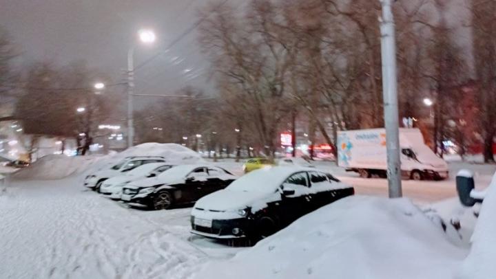 В Саратове продолжится снегопад