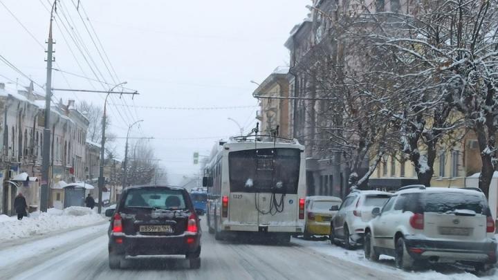 В Саратове из-за ДТП остановились троллейбусы № 109